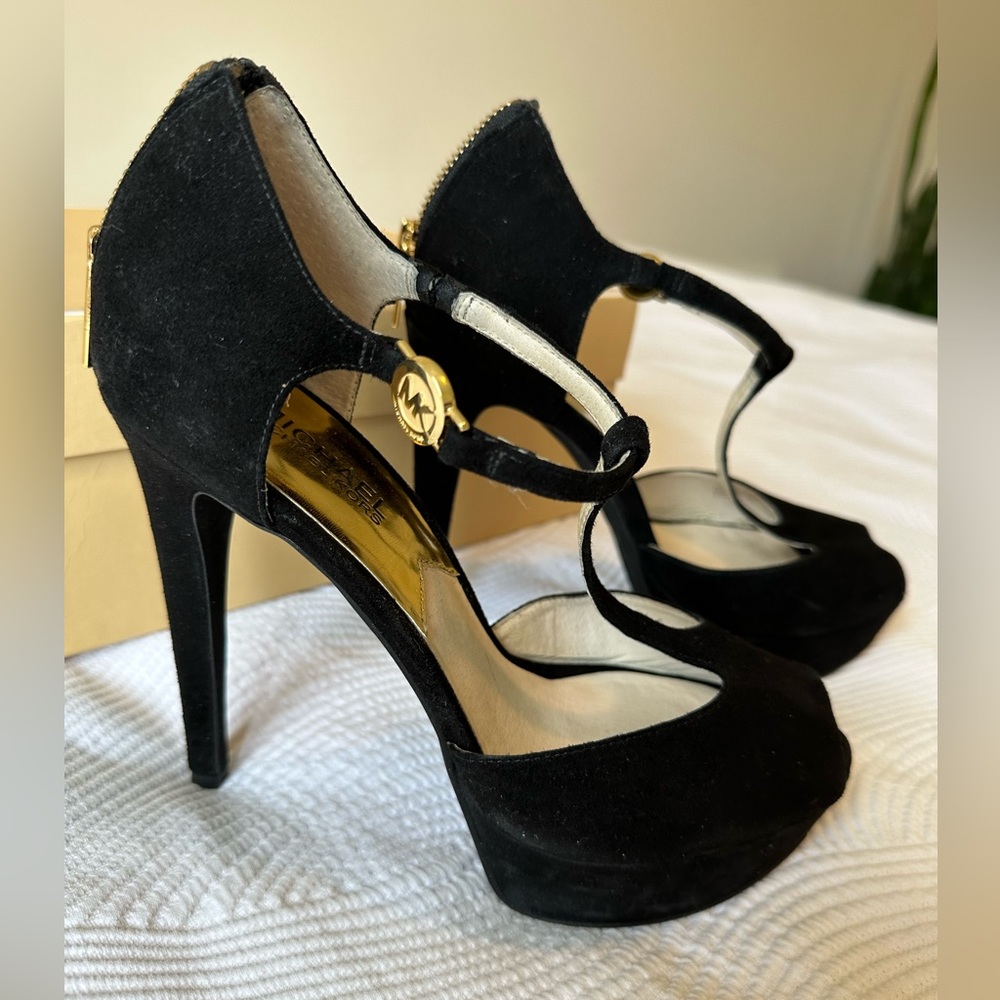 Michael Michael Kors Brayson TStrap heels, like new condition